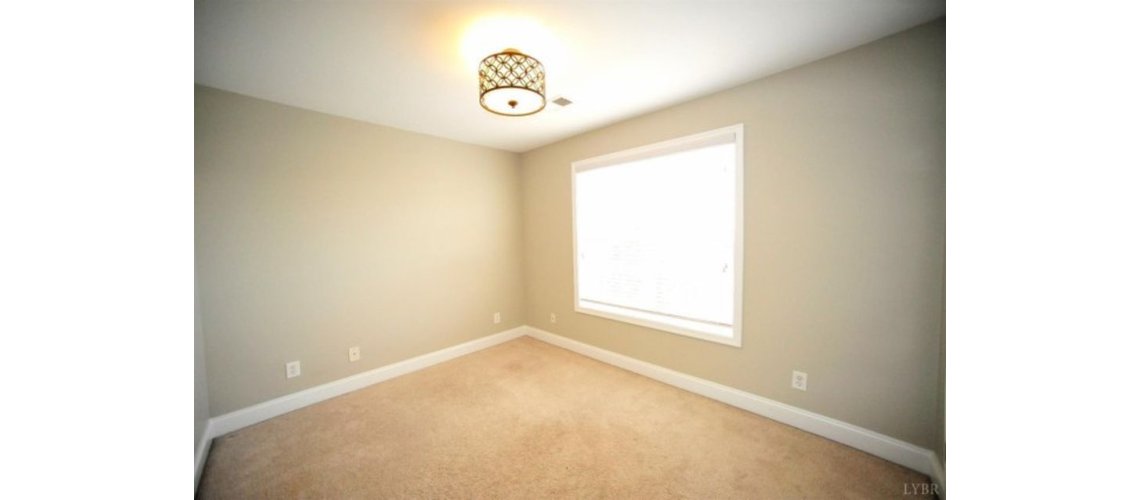 98 Logan Lane, Lynchburg, VA