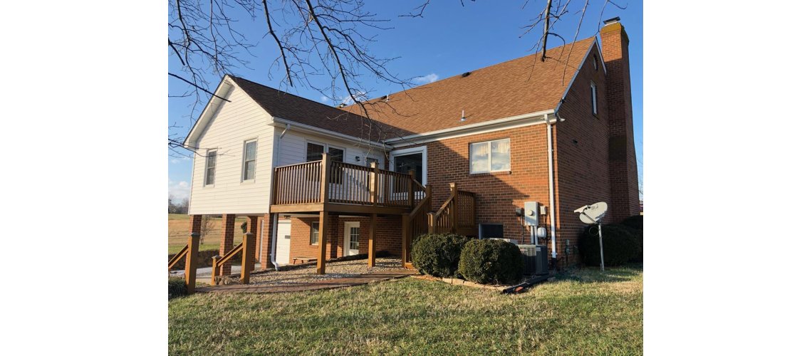 8877 Village Highway, Concord, VA